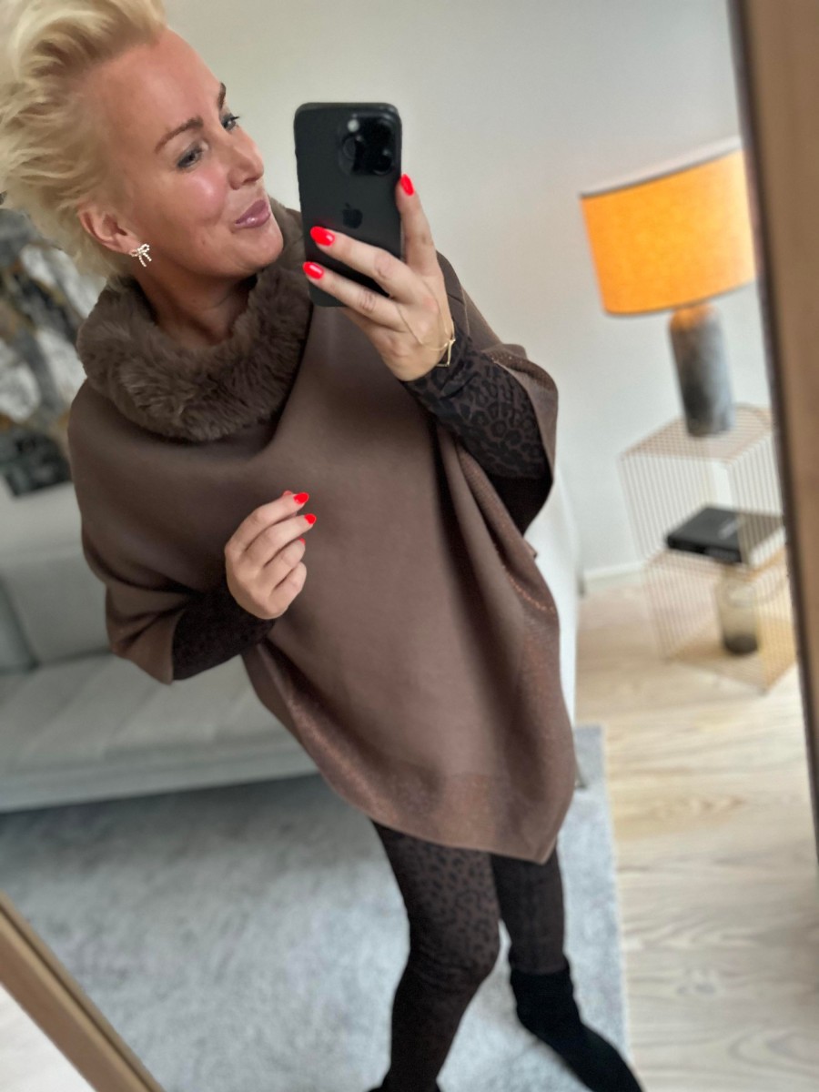 Overdele qnuz | Qnuz Poncho Fake Fur Stone Marron